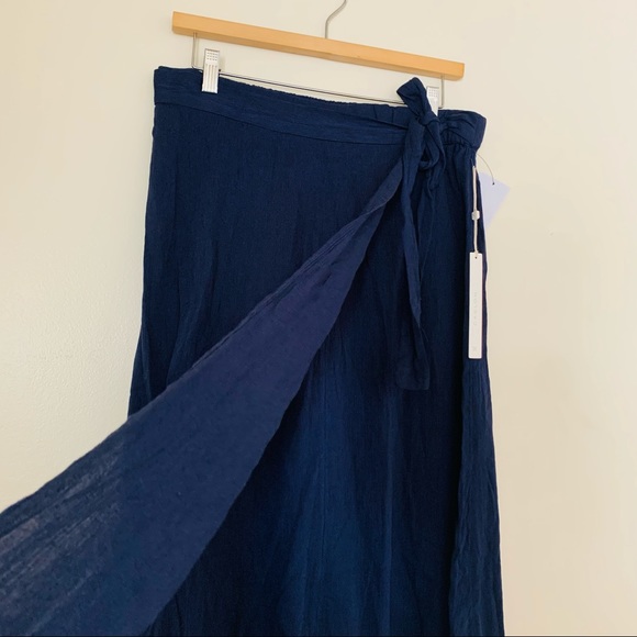 Caslon Navy Blue Peacoat Skirt Size Medium M - Picture 6 of 10